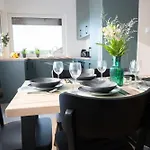 Dom Caloroczny W Sierakowie Nr 1 *